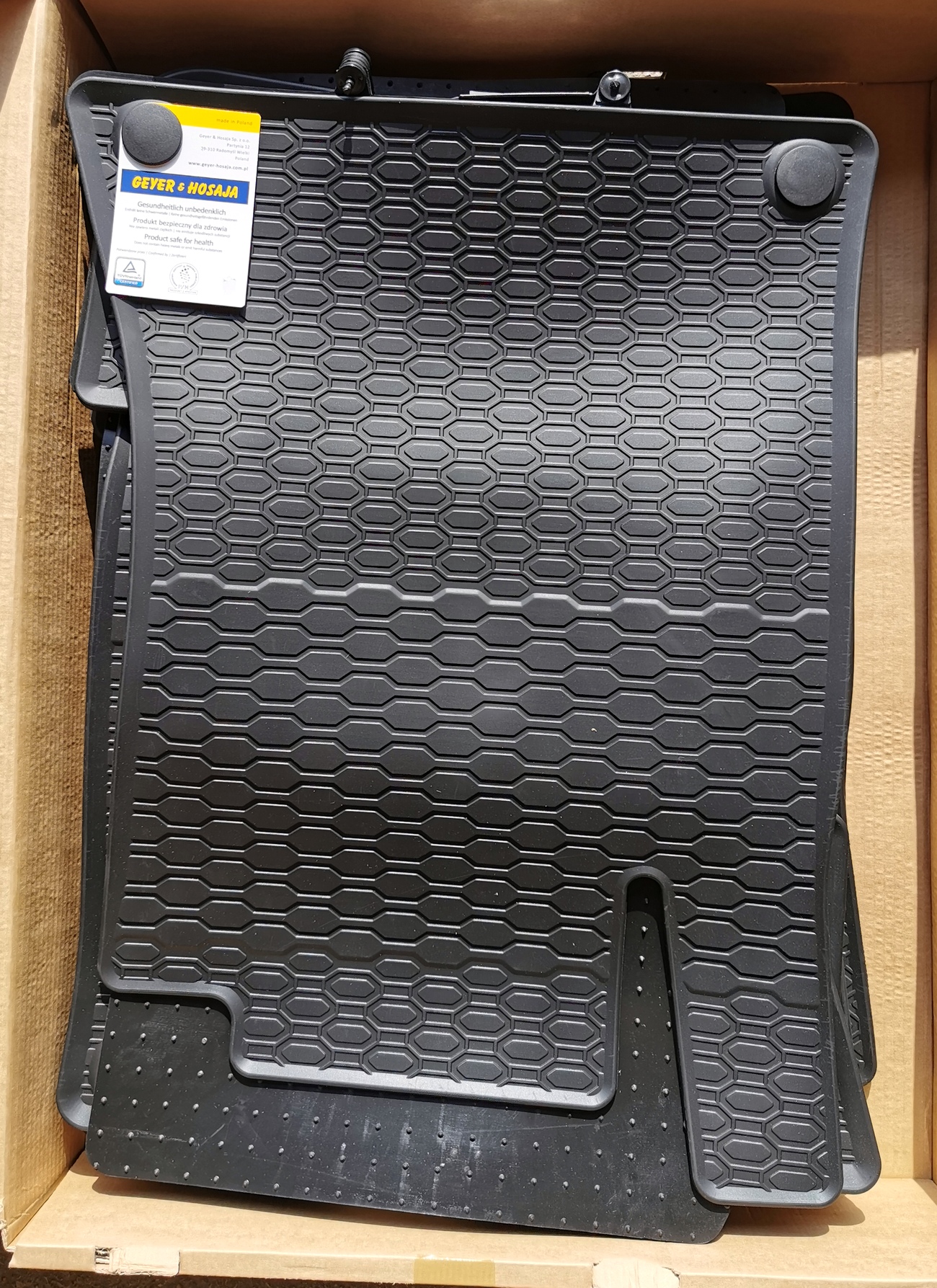 852_box