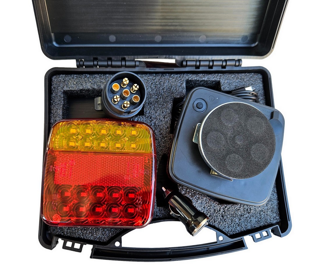 21171_bezicni_set_lampi_magnet_WEB
